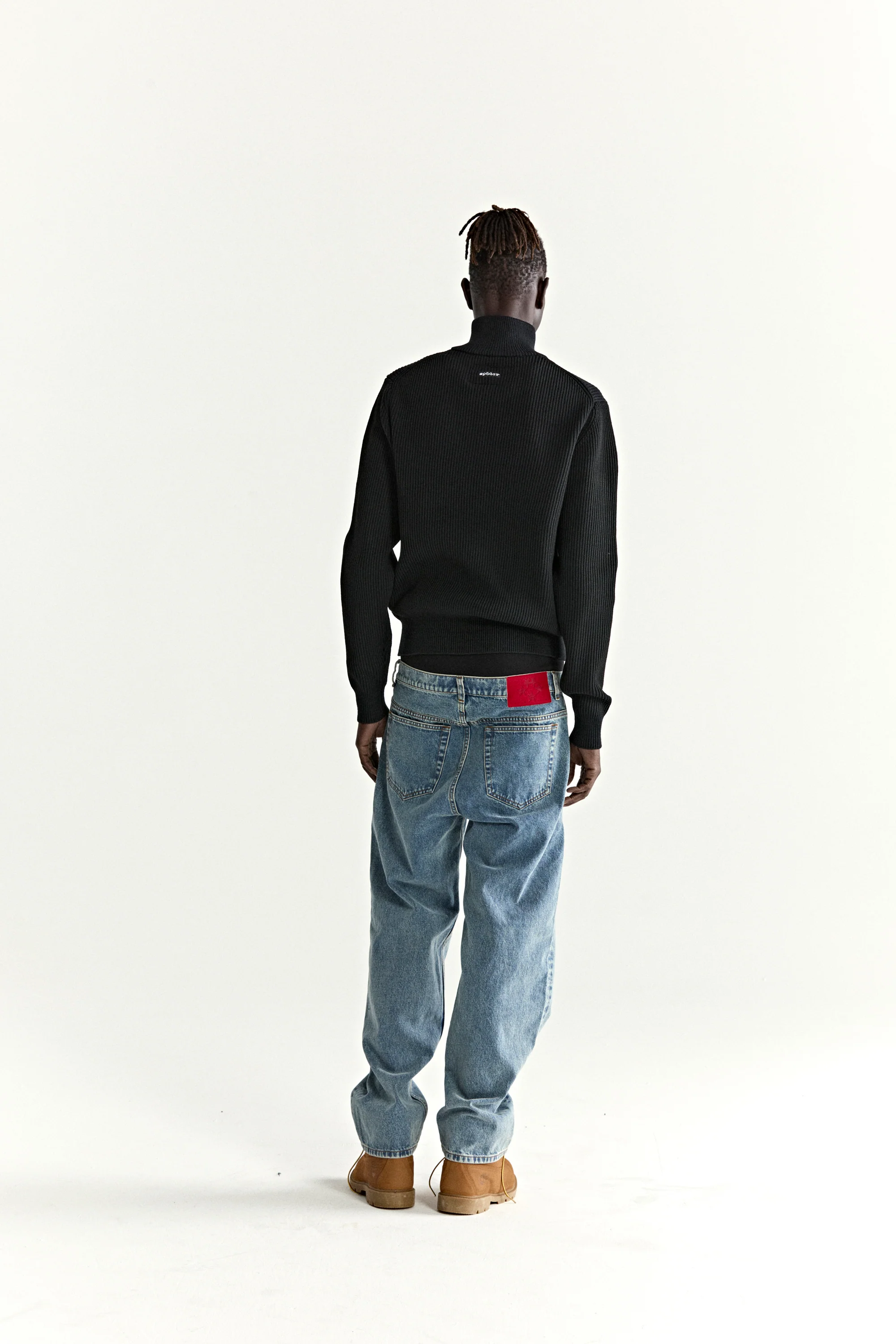5 STAR ZIP SWEATER - Image 9
