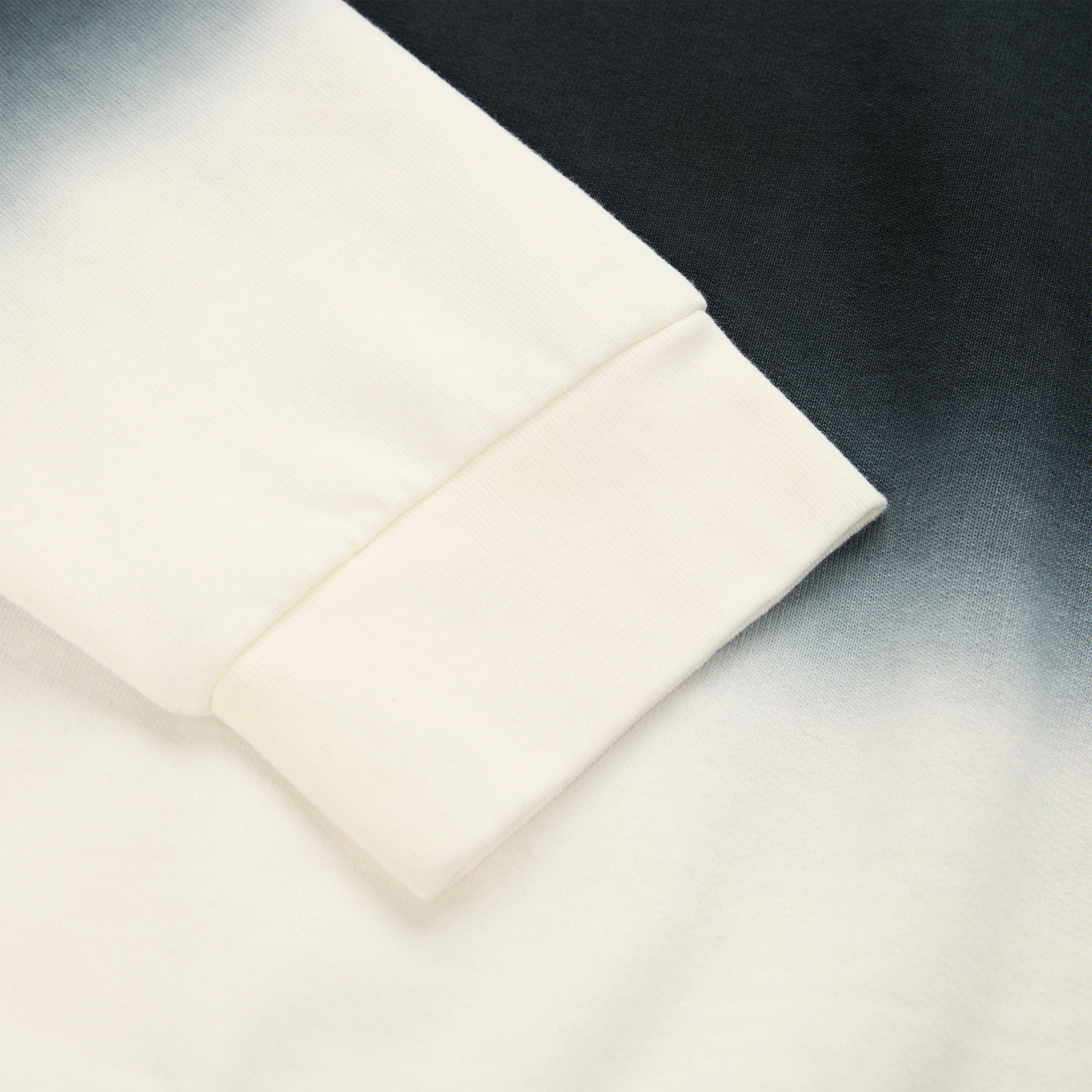 GRADIENT CREWNECK - Image 3