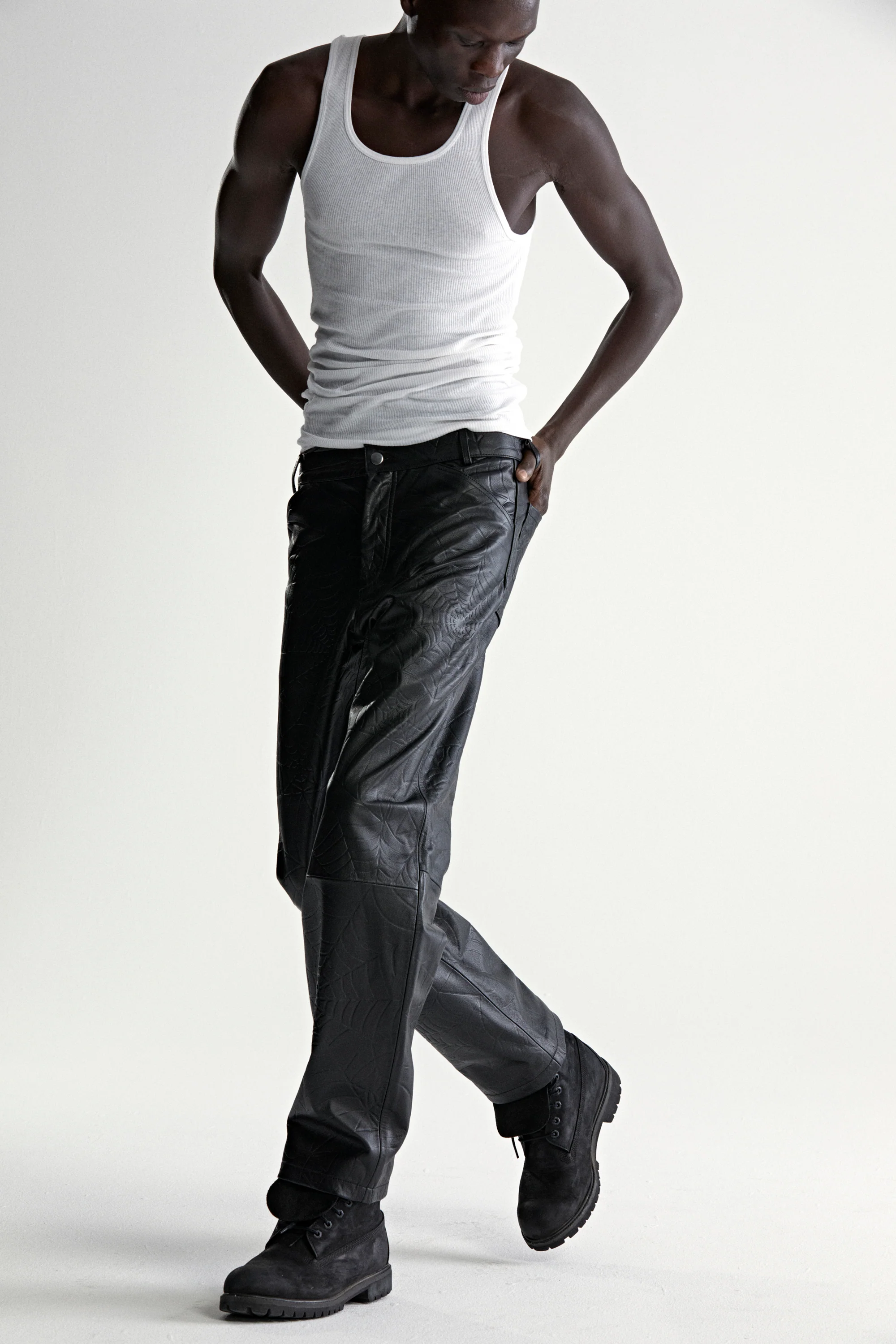 DEBOSSED WEB LEATHER PANT - Image 8