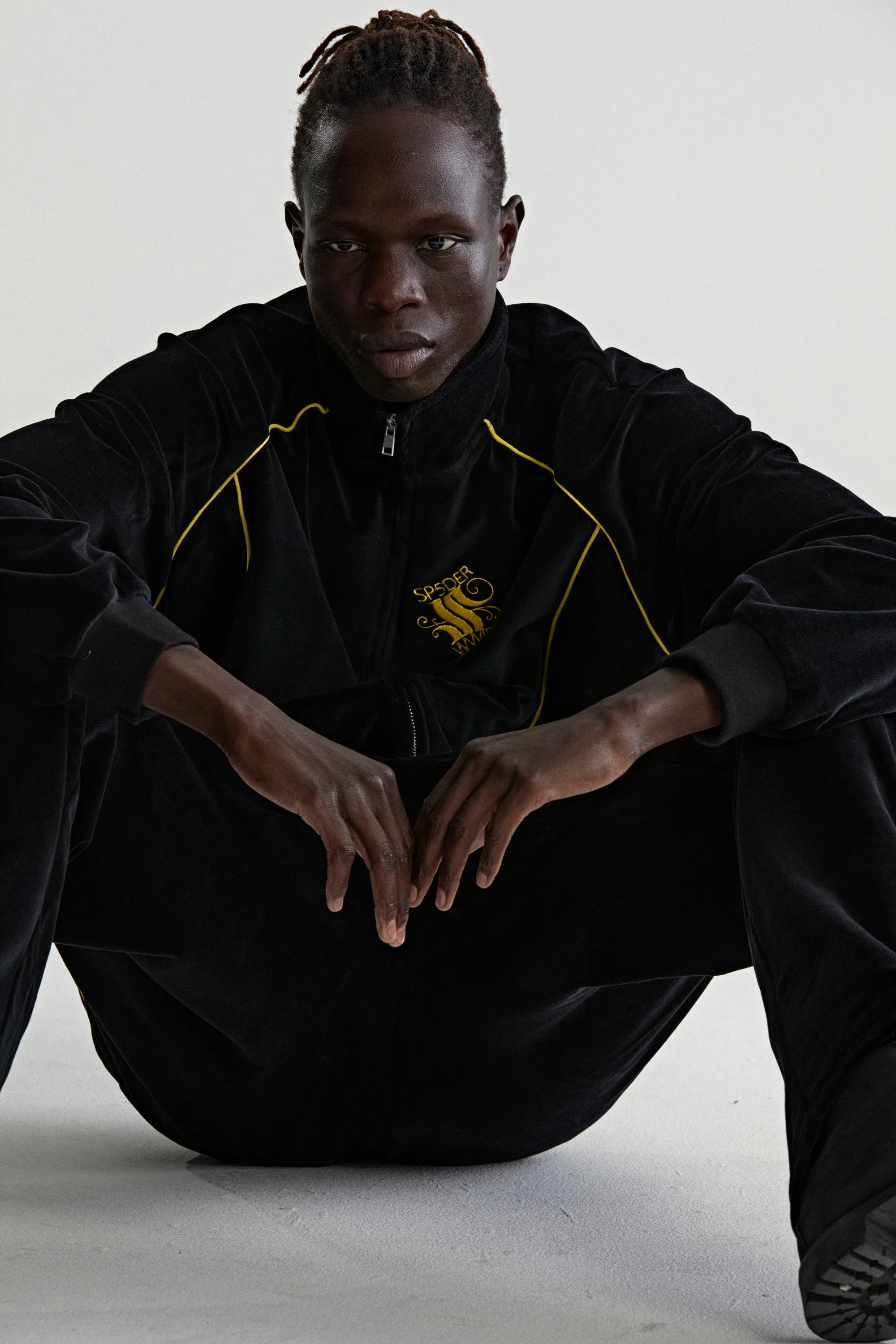 OUTLINE VELOUR TRACK JACKET - Image 17
