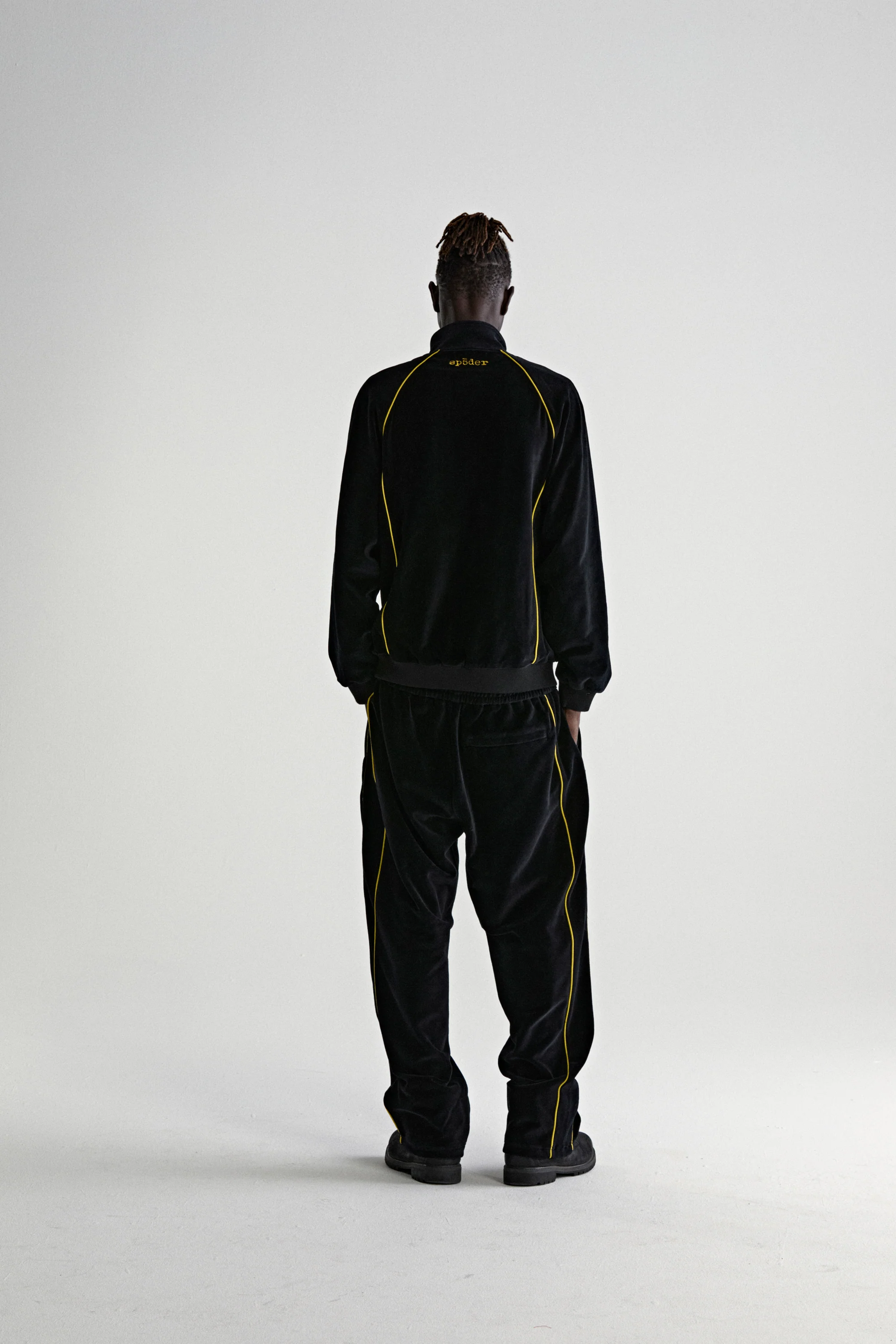 OUTLINE VELOUR TRACK JACKET - Image 9
