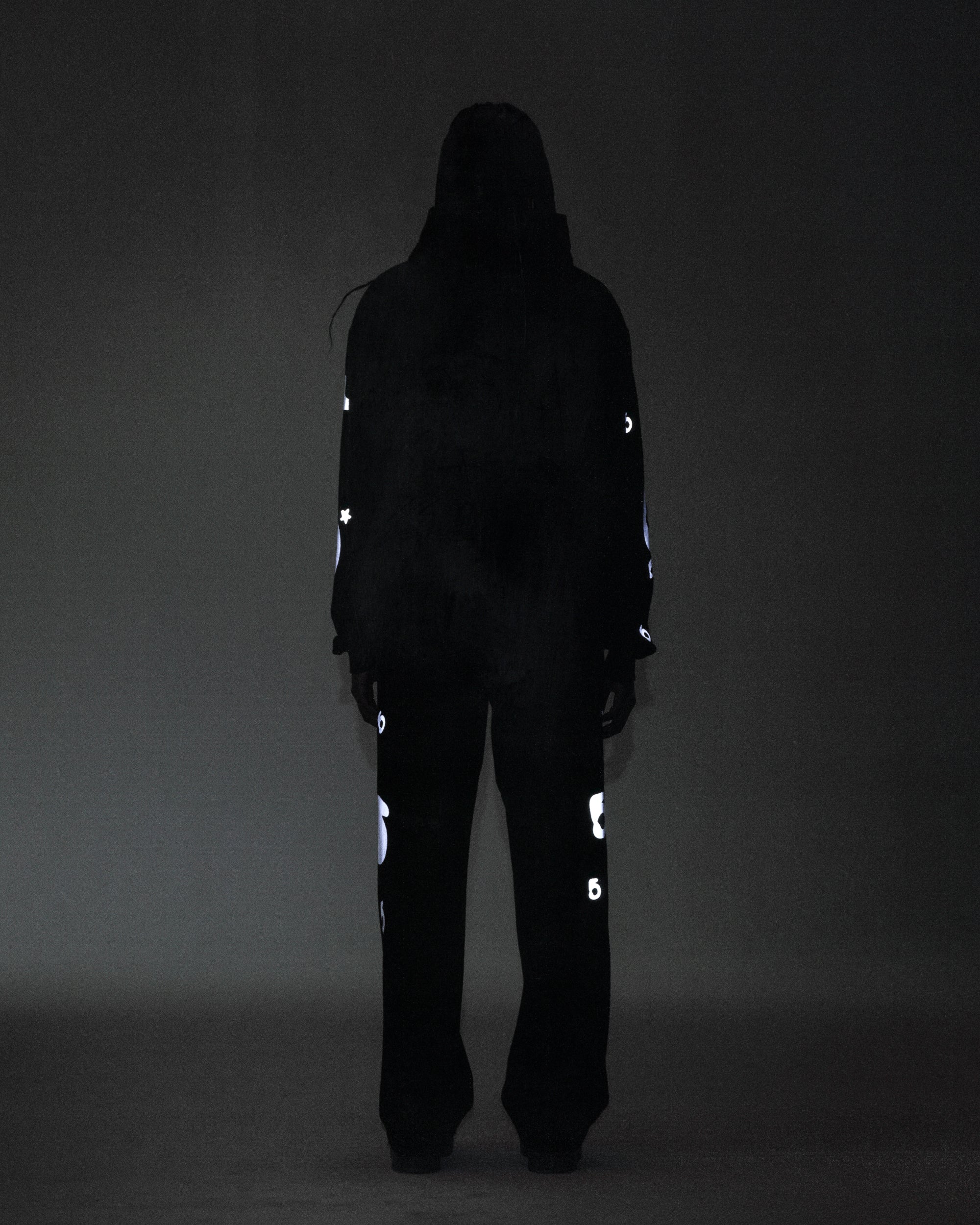 REFLECTIVE BELUGA SWEATPANT - Image 17