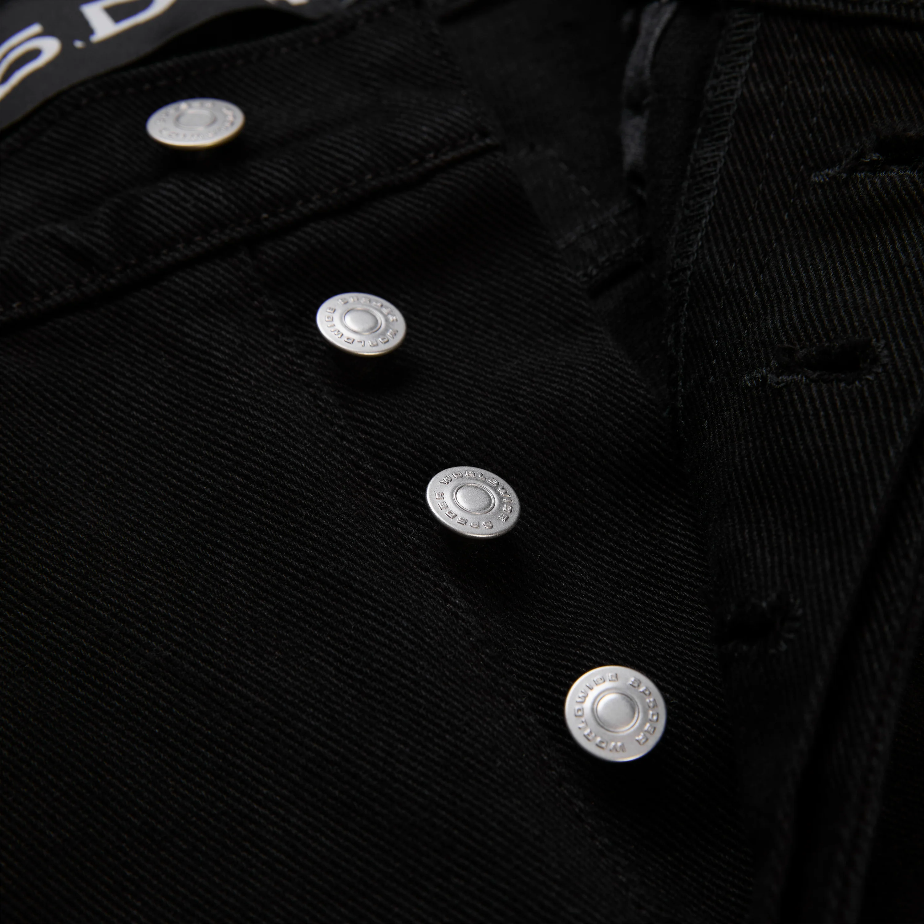 RIVET DENIM - Image 4