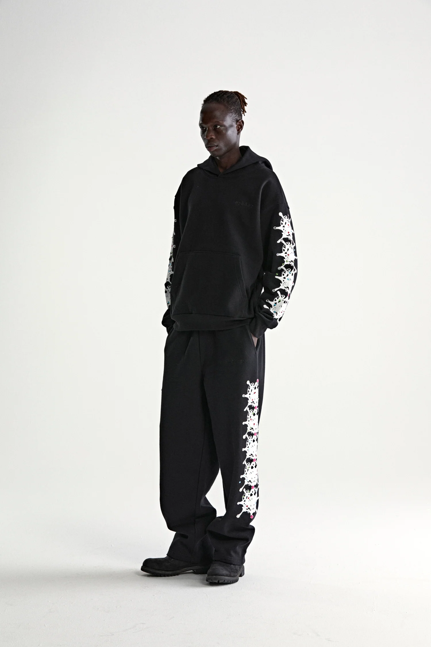 STONE HOODIE - Image 10