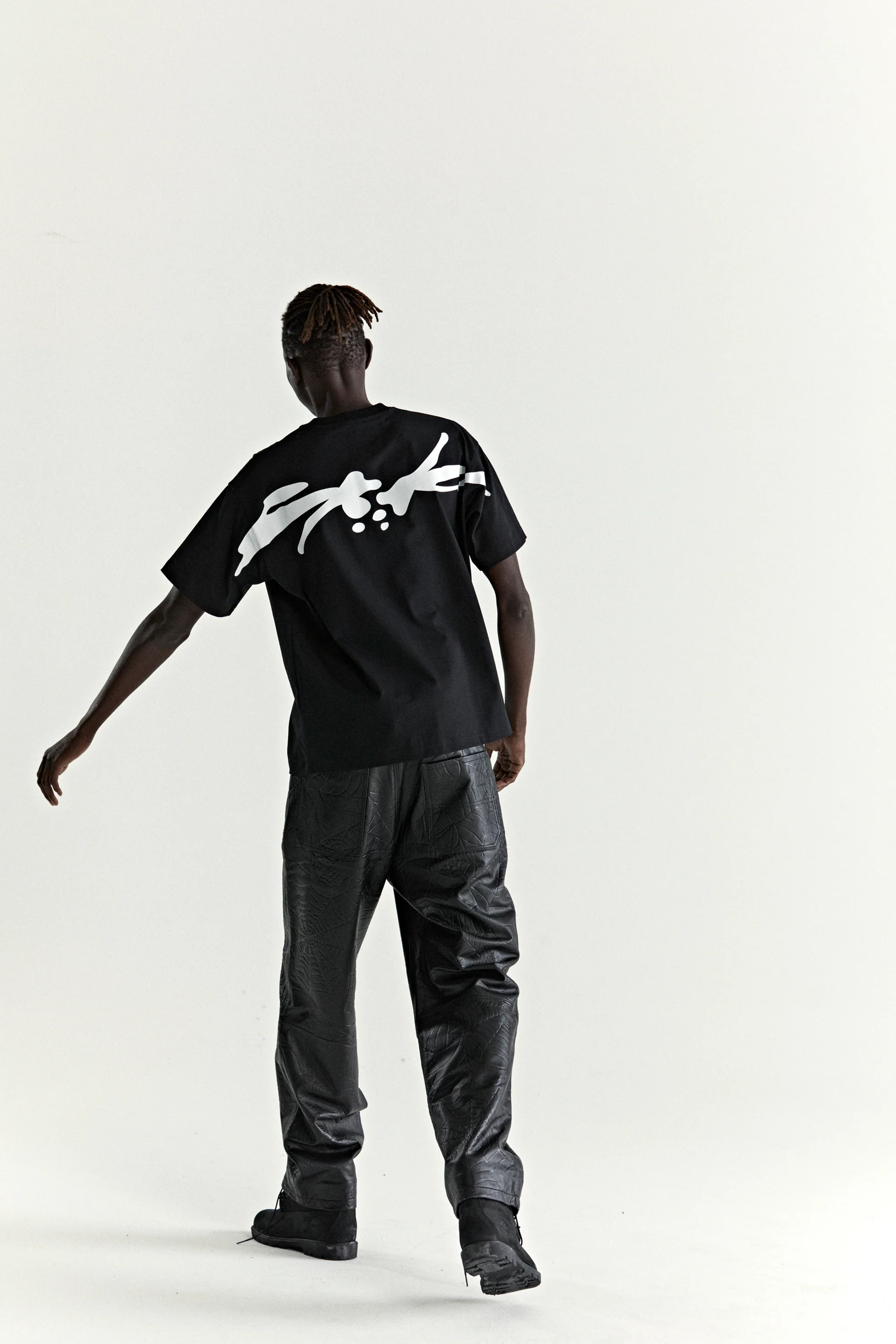 TM TEE - Image 13