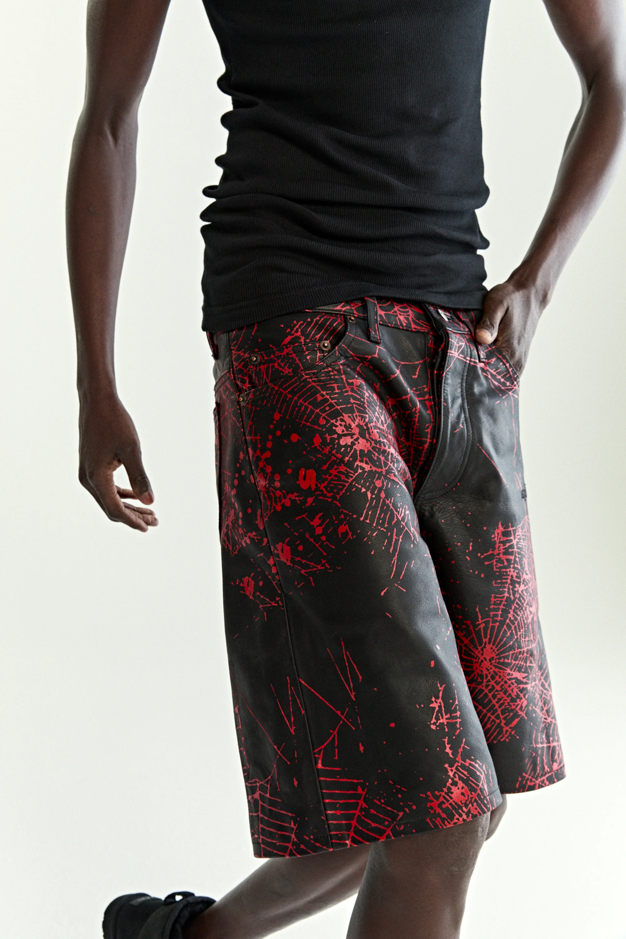 V2 WEB LEATHER SHORT - Image 12