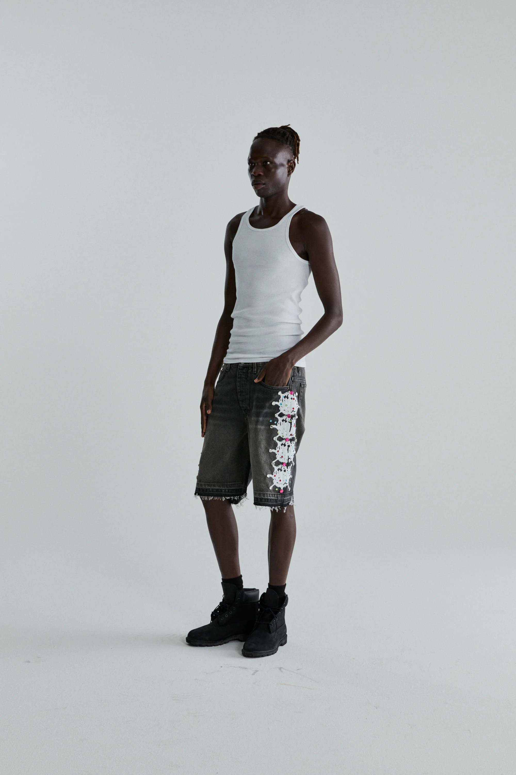 WEB STONE DENIM SHORT - Image 10