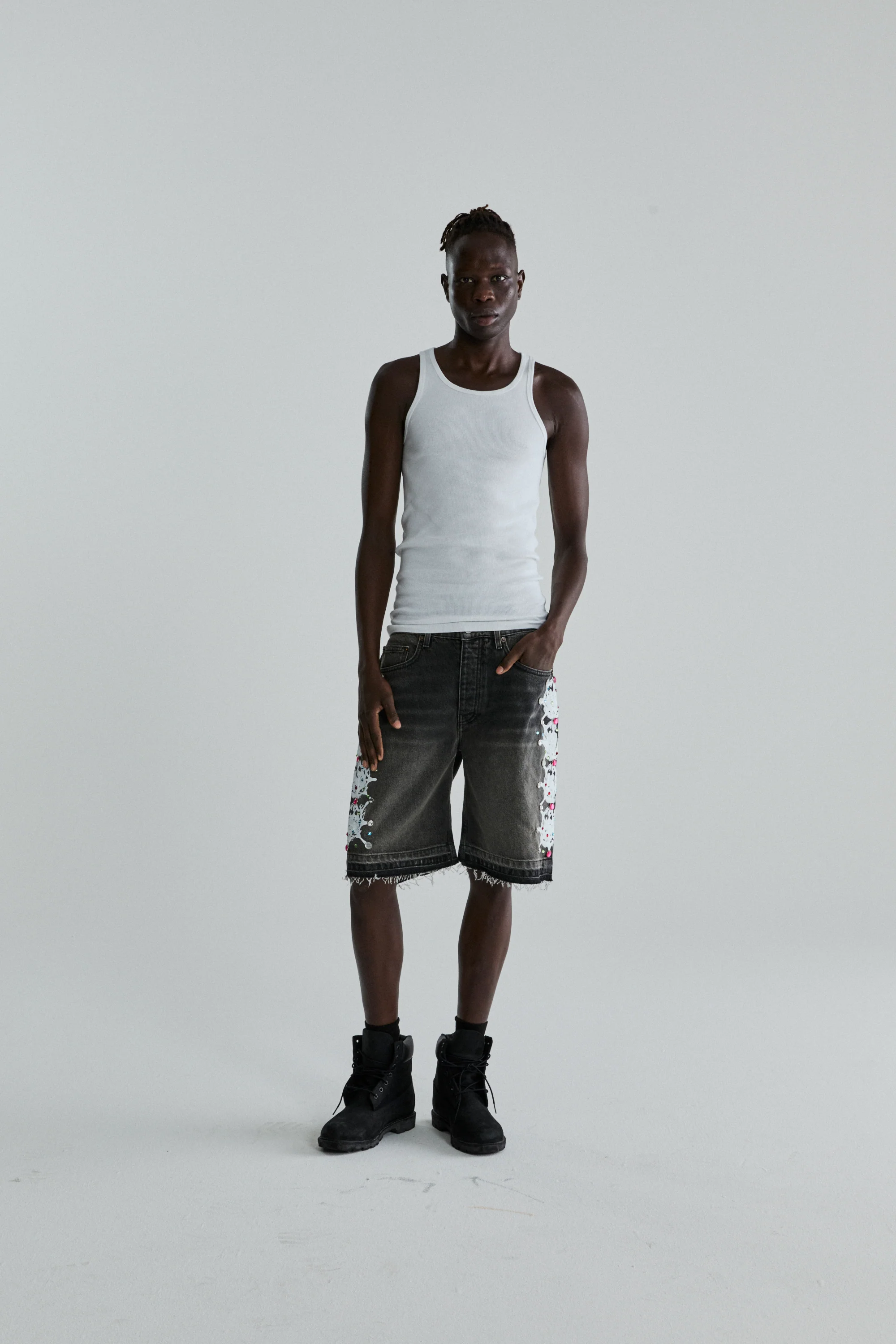 WEB STONE DENIM SHORT - Image 9
