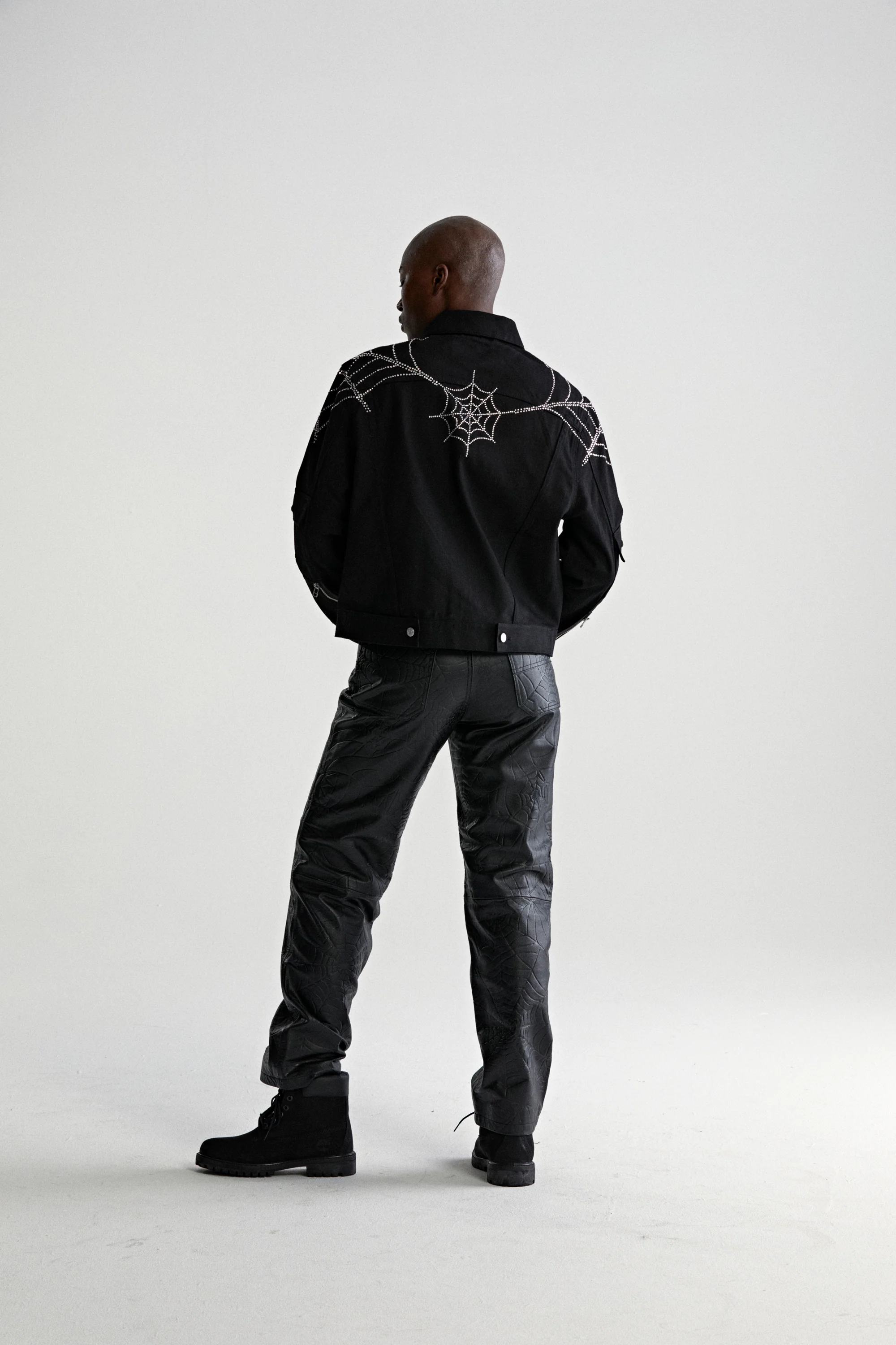 WEB DENIM CROPPED TRUCKER JACKET - Image 13