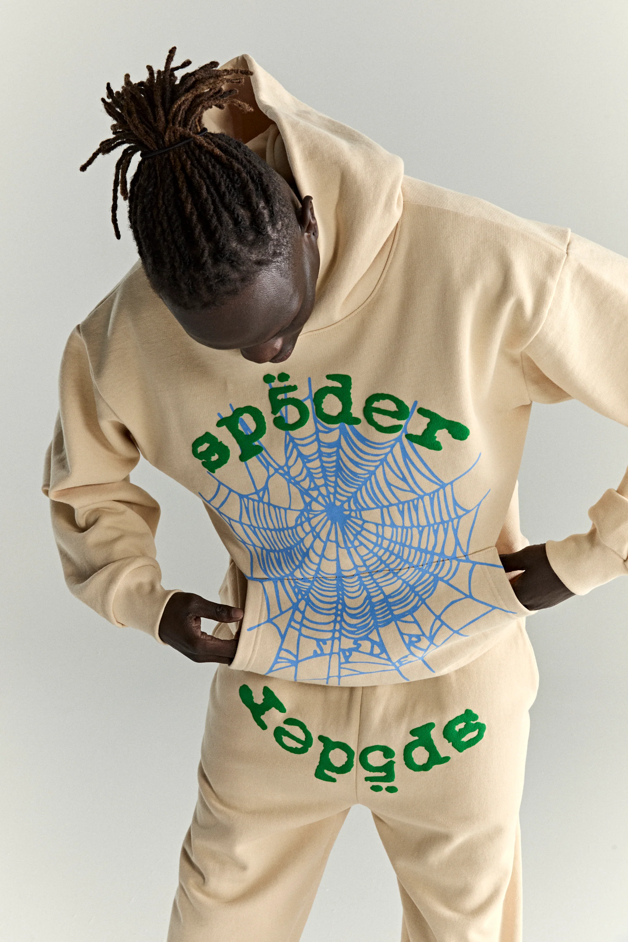 OG WEB V2 HOODIE - Image 17