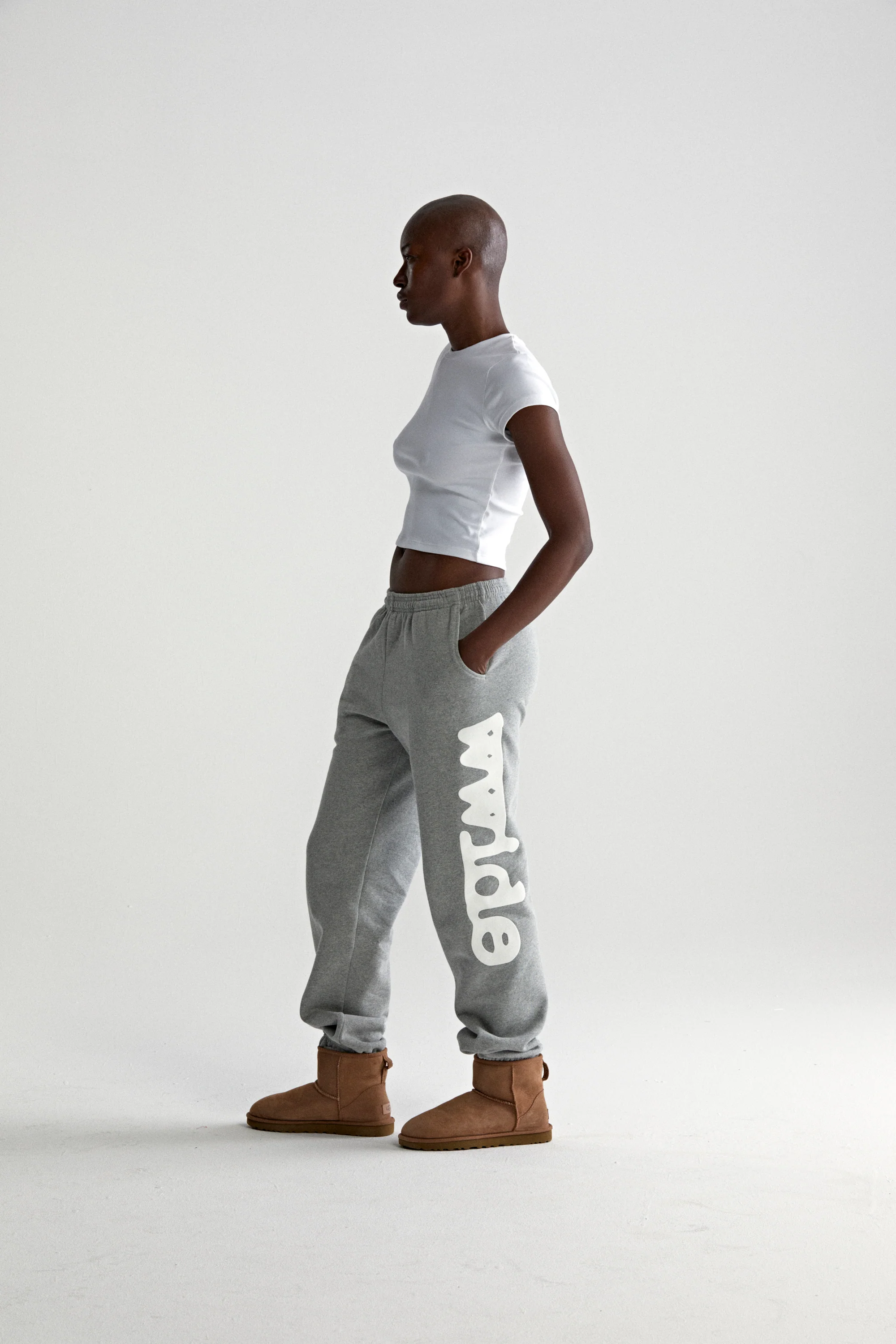 BELUGA SWEATPANT - Image 7