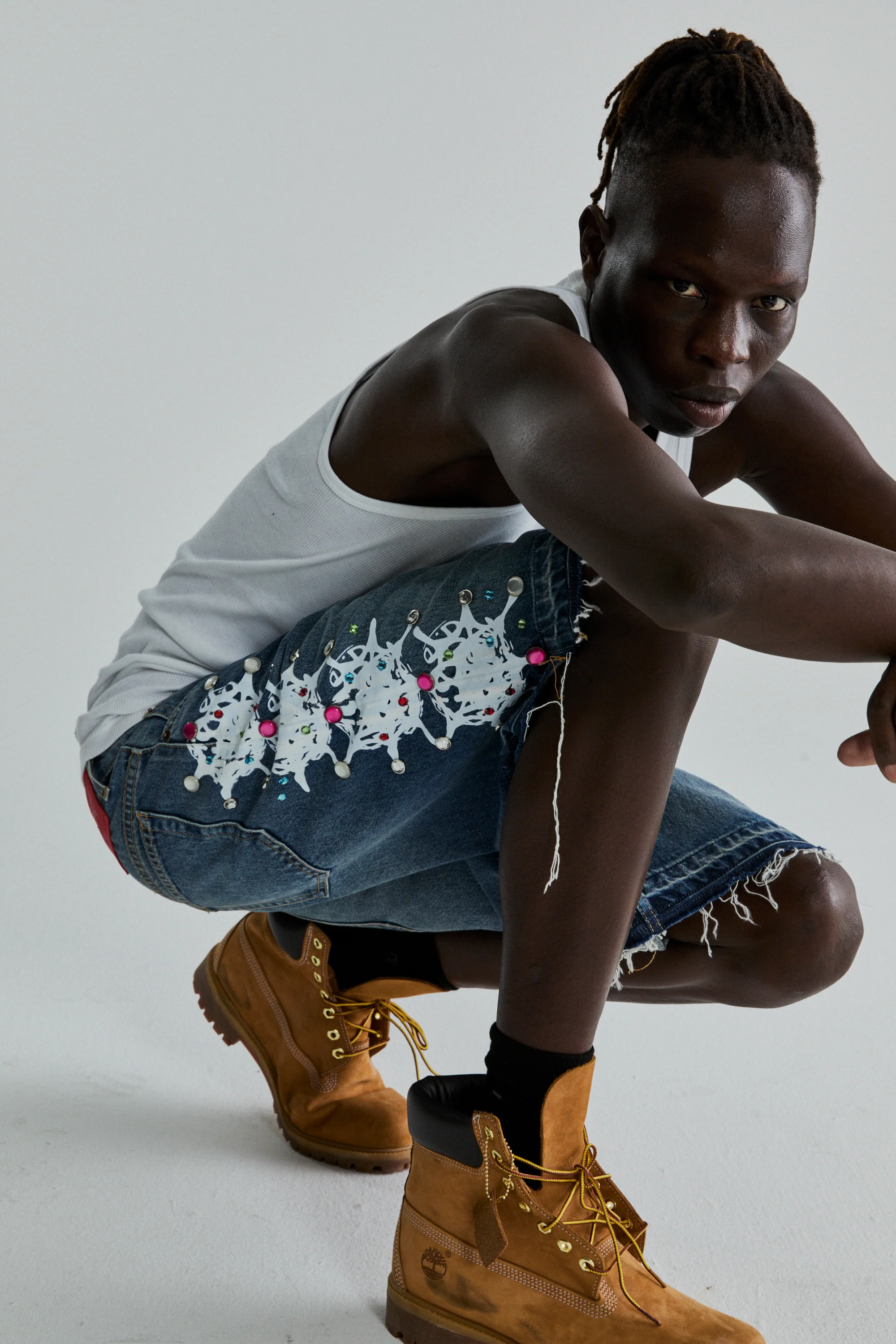 WEB STONE DENIM SHORT - Image 13