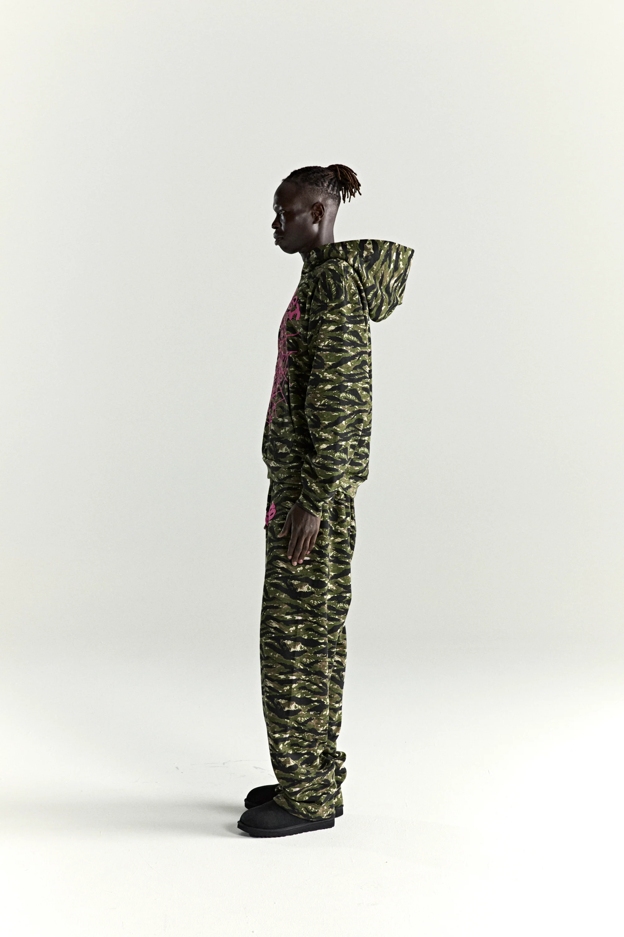 OG WEB V2 TIGER CAMO HOODIE - Image 10