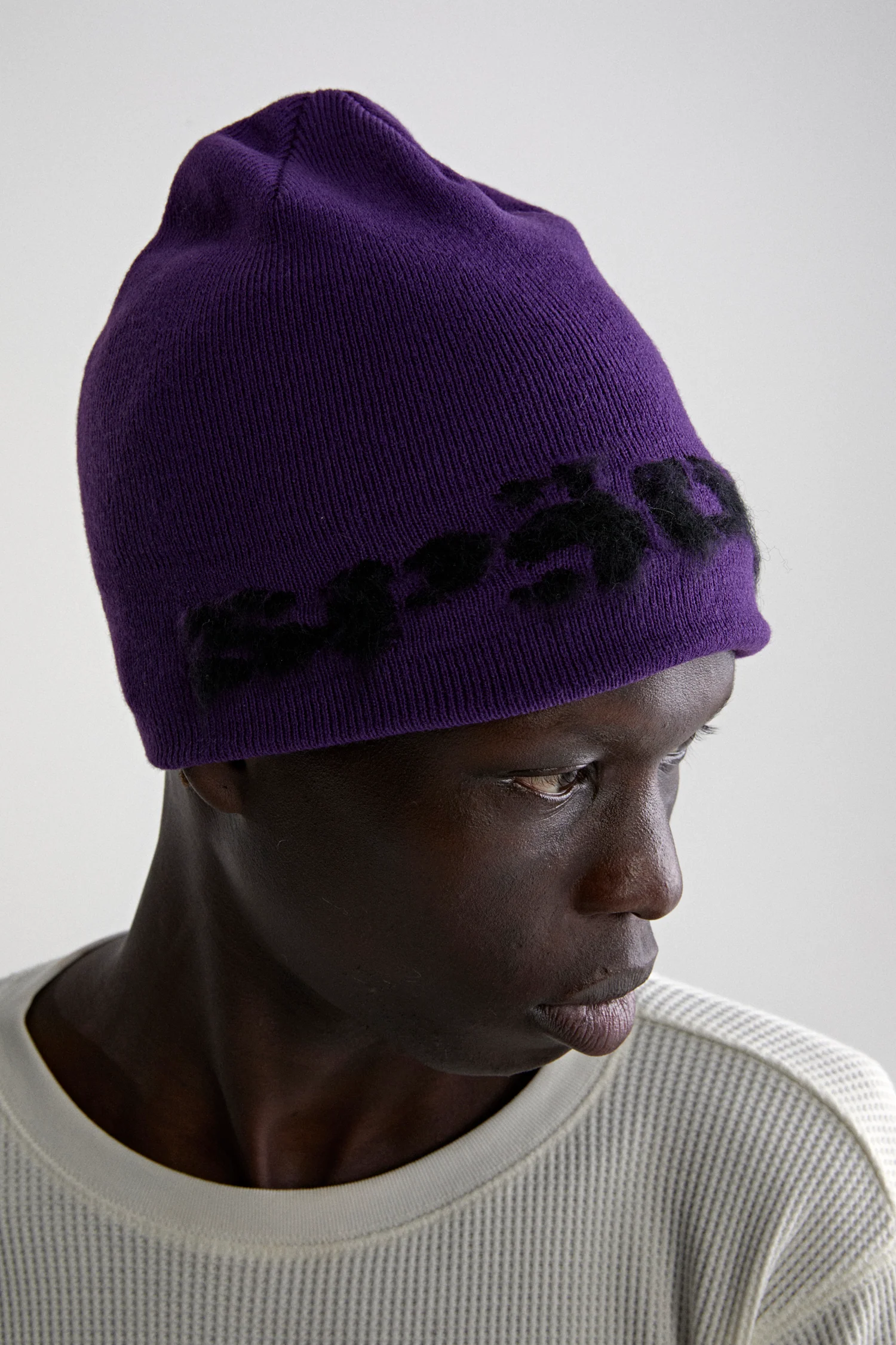 FUZZY LOGO MOHAIR BEANIE - Image 5