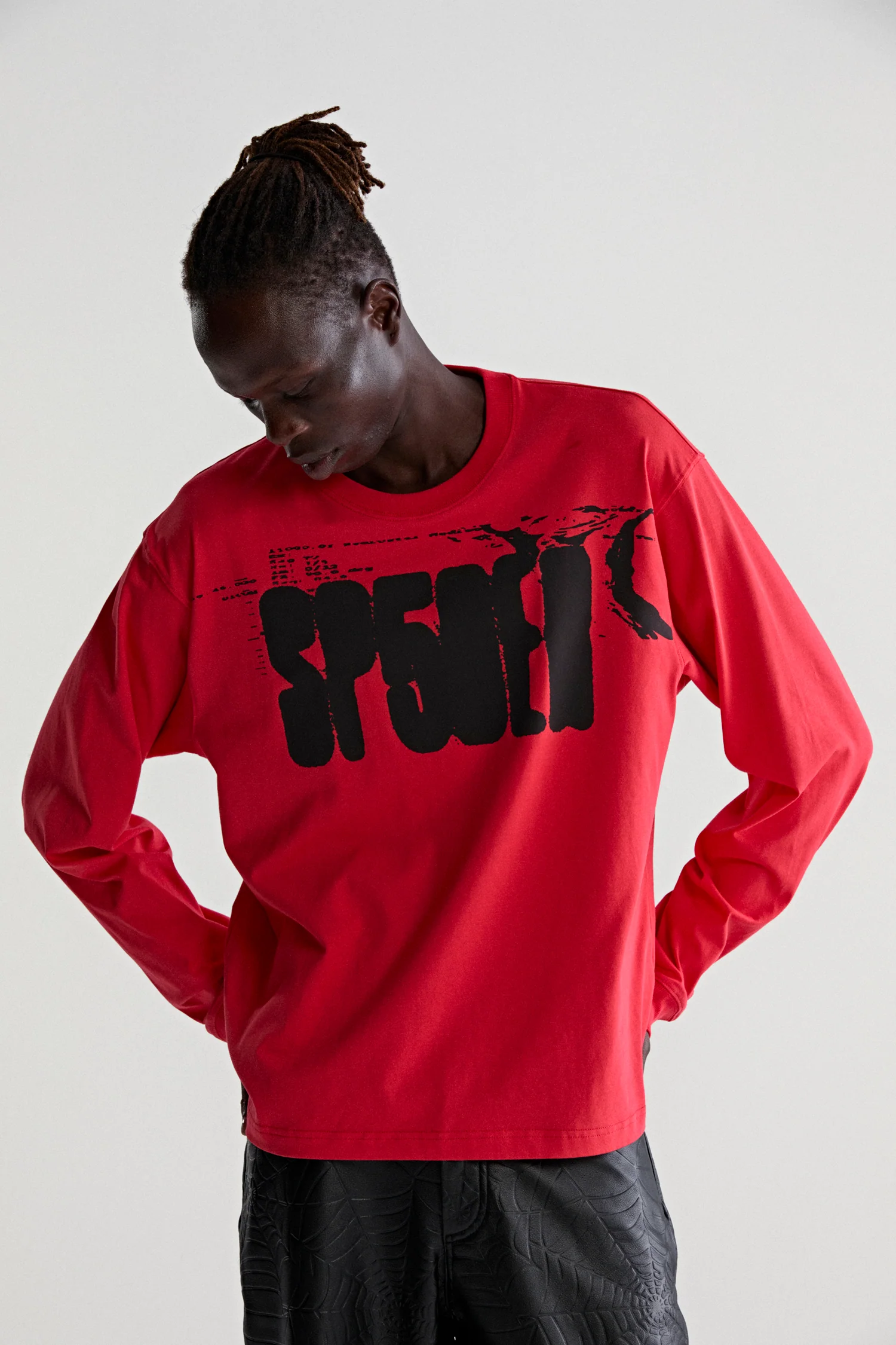 MAIN LABEL LS TEE - Image 10