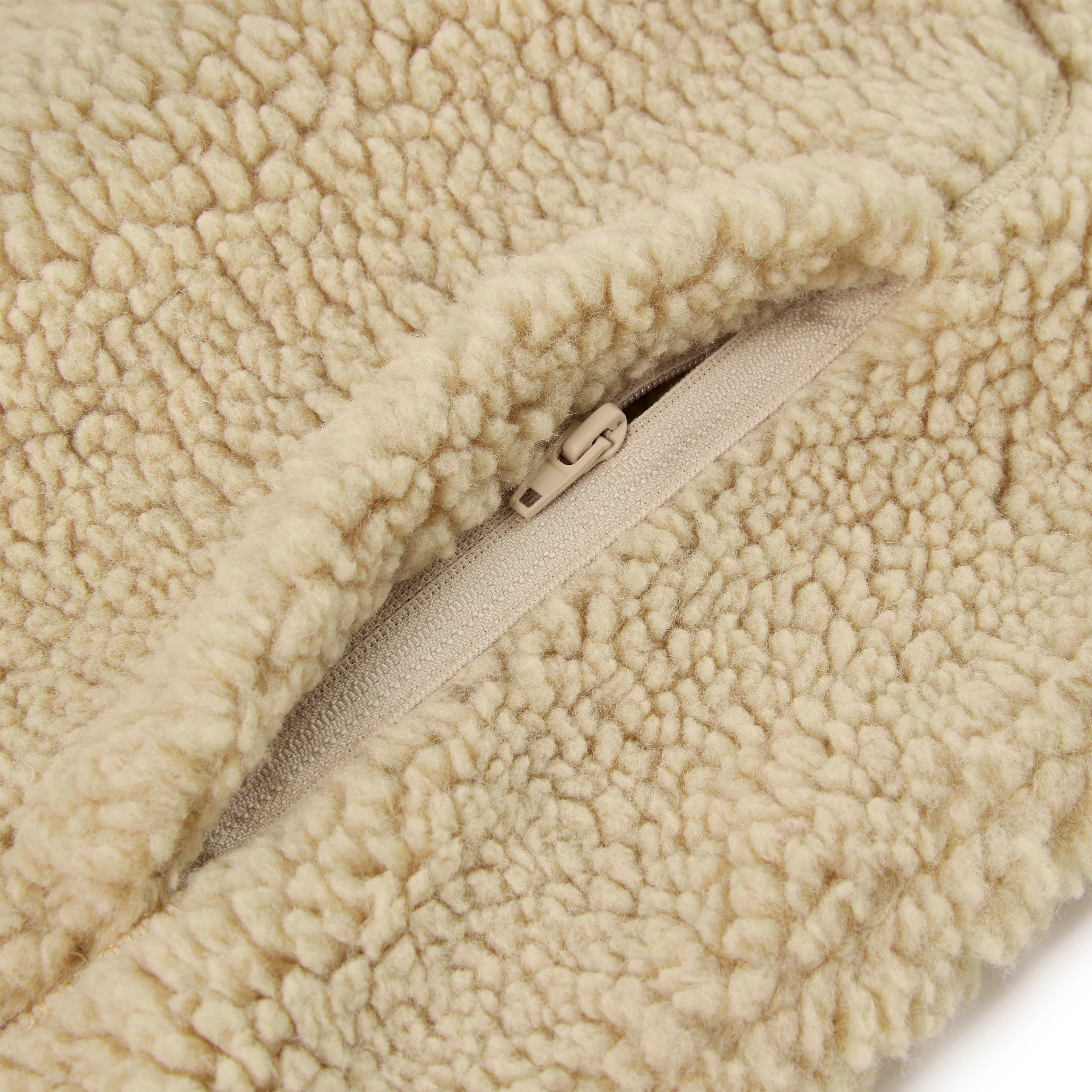 TEDDY FLEECE ZIP UP - Image 4