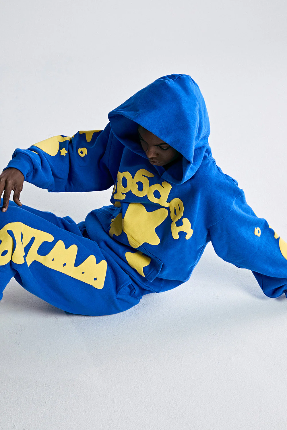 BELUGA HOODIE - Image 10
