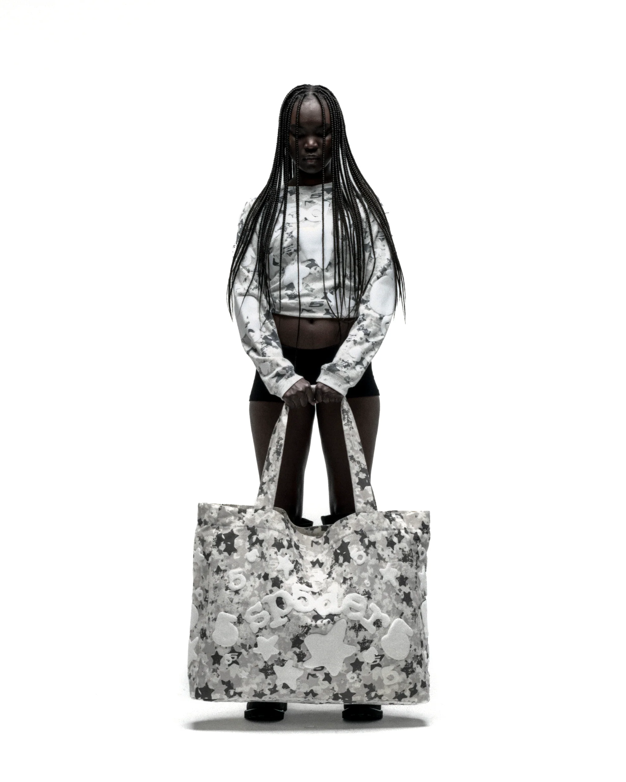 STAR CAMO BELUGA AOP TOTE - Image 8