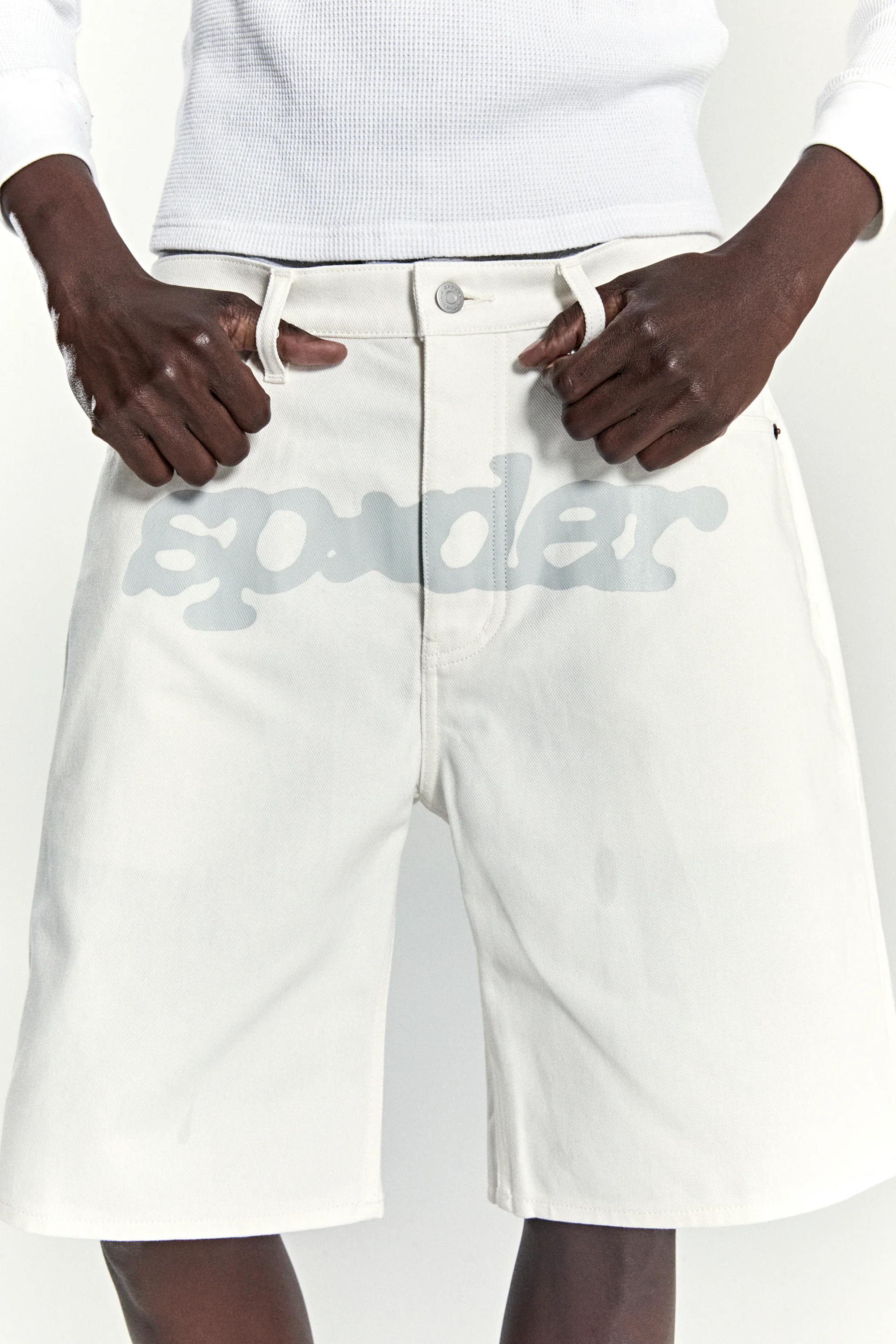 V3 LOGO DENIM SHORT - Image 7